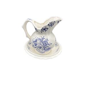 Vintage Artmark pitcher and basin set 5.5” T X 6.5” Fish